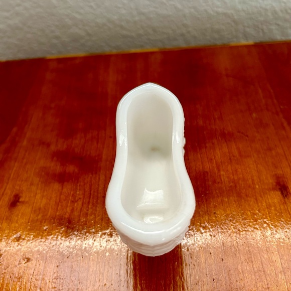 Fenton Milk Glass White Shoe Vintage Daisy And Button Pattern - Picture 6 of 6